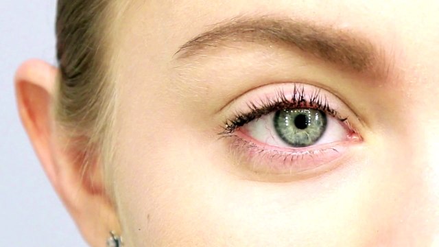 Smokey Eye Makeup Tips with NEW COVERGIRL trunaked Nudes Eyeshadow Palette