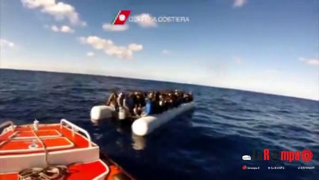 809 migranti a largo di Lampedusa, le operazioni della Guardia Costiera