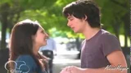 Violetta 2 - Fran e Marco se beijam - Capitulo 51