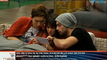 Vera mostra as fotos do BBMex a Marta e Han P1 - 19.11.2015