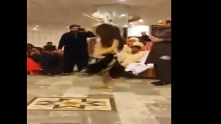 Scandal Video of Pakistani politicians throwing money on female dancers