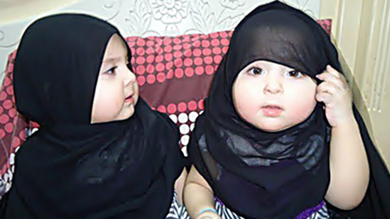 Cute Kid Reciting A Beautiful Naat - Cute Baby Reciting A Beautiful Naat