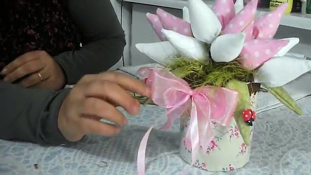 DIY- Faça você mesma, Decoração com tulipas de tecidos
