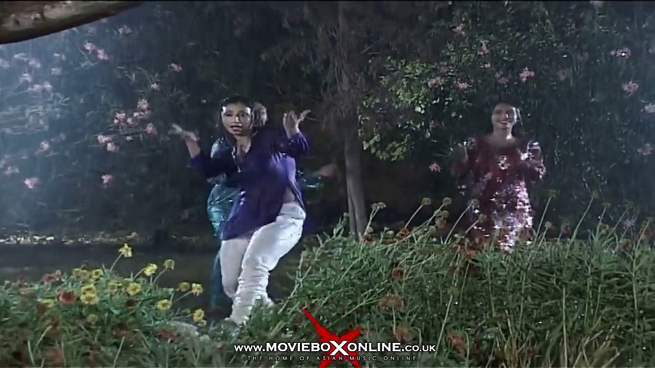 SAWON DA MAHEENA - NIDA CHAUDHRY - BRAND NEW PAKISTANI MUJRA DANCE