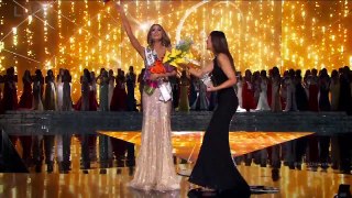 Steve Harvey Announces The WRONG Winner of Miss Universe 2015