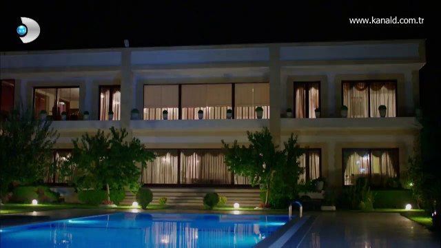 Poyraz Karayel 37. Bölüm - Mabel Matiz - Bir Hadise Var