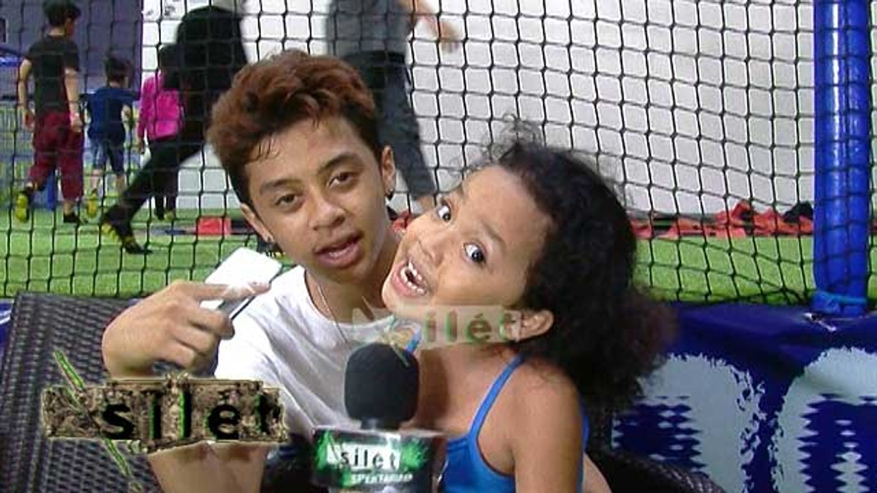 Keseruan Liburan Natal Bastian dan Romaria - Silet 25 Desember 2015