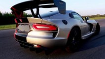 2016 Dodge Viper ACR sets 13 track lap records