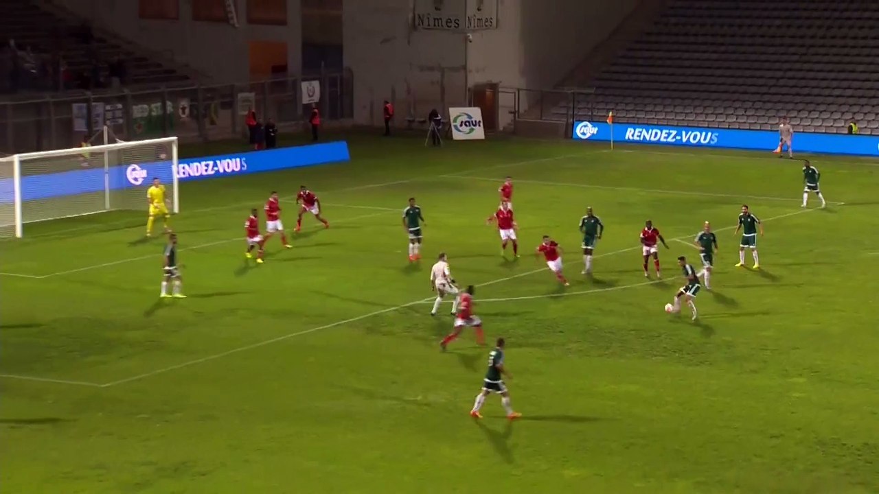 Le but de J. Jeanvier face à Nîmes (10ème Journée Nîmes 1-1 Red Star)