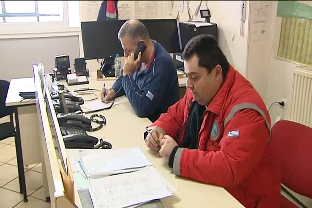 Χριστούγεννα στη δουλειά για ΠΥ και ΕΚΑΒ στη Λαμία