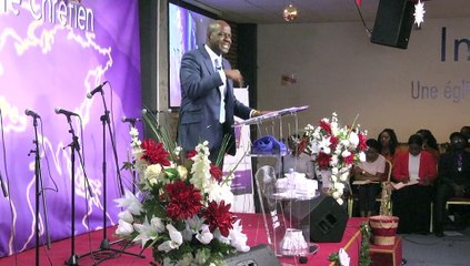 Laisse le Saint-Esprit asseoir en toi l'Amour de Dieu