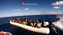 Agrigento - tratti in salvo 859 migranti in otto distinte operazioni