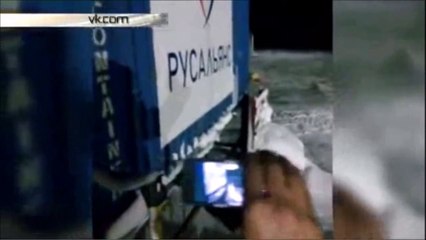 Медведица съела взрывчатку жесть.