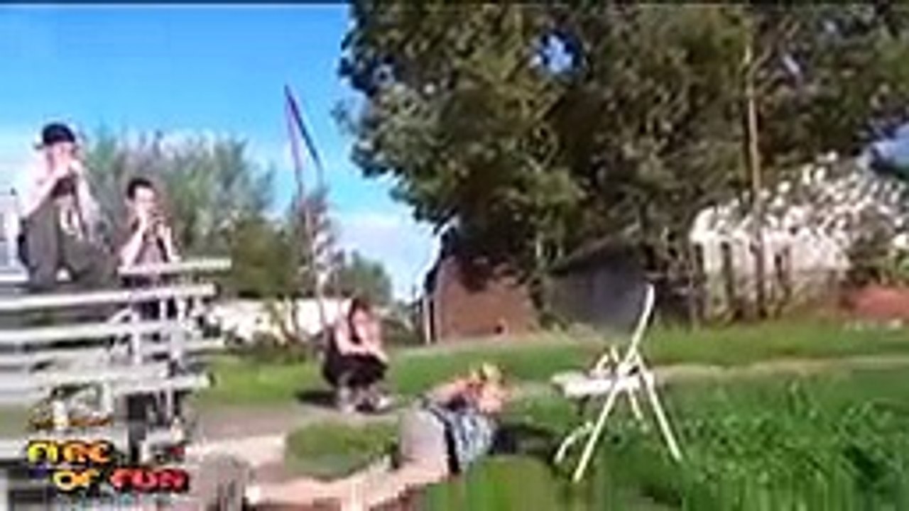 Funny videos - Stupid people doing stupid things - Funny clips