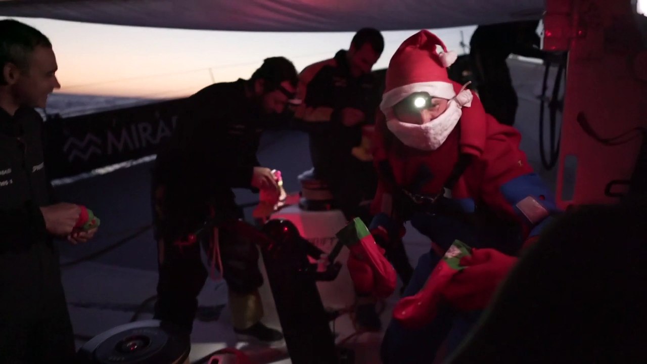 Trophée Jules-Verne. Noël à bord du Spindrift 2