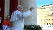 El papa pide la paz para el mundo en su mensaje de Navidad