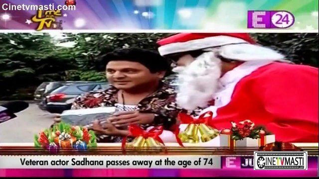 Comedy Nights With kapil 25th December 2015 U Me Aur Tv ke Santa Ki Masti