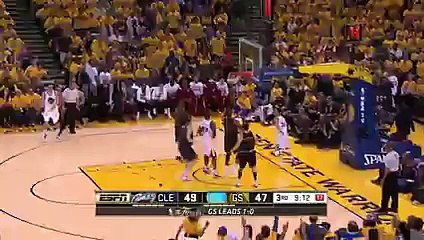 Best 60 Crossovers- 2015 NBA Season_28