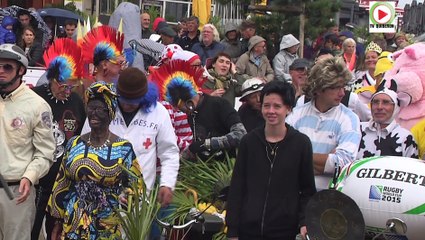 #Morbihan - Déguisés sur des Solex à Quiberon - Marseille Bretagne Télé