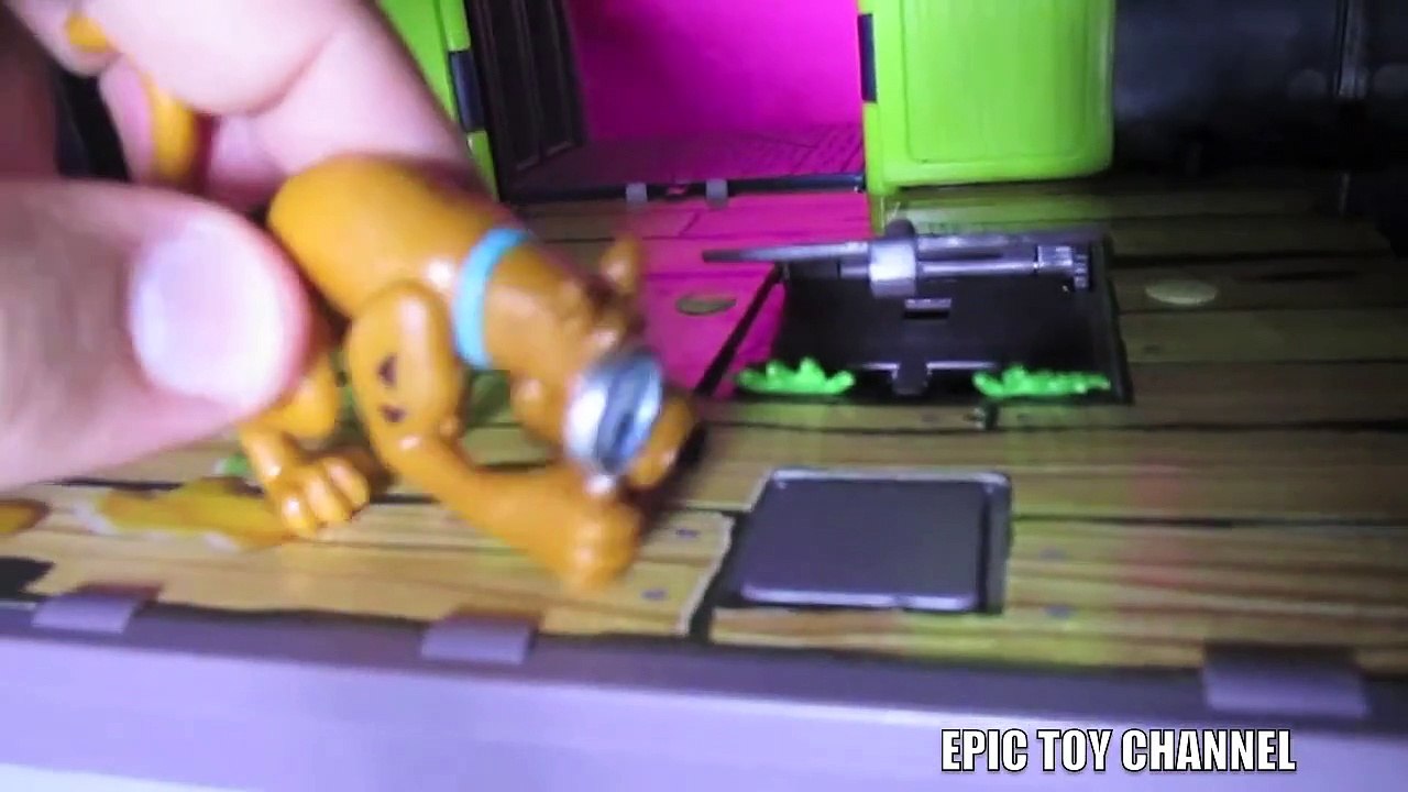 SCOOBY DOO HAUNTED MANSION Parody + PAW PATROL [Marshall] NICKELODEON & PEPPA PIG by EpicToyChannel