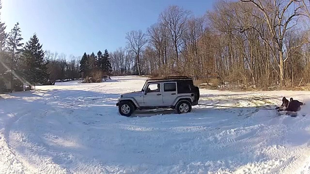 PEOPLE ARE AWESOME (WINTER 2016 EDITION)