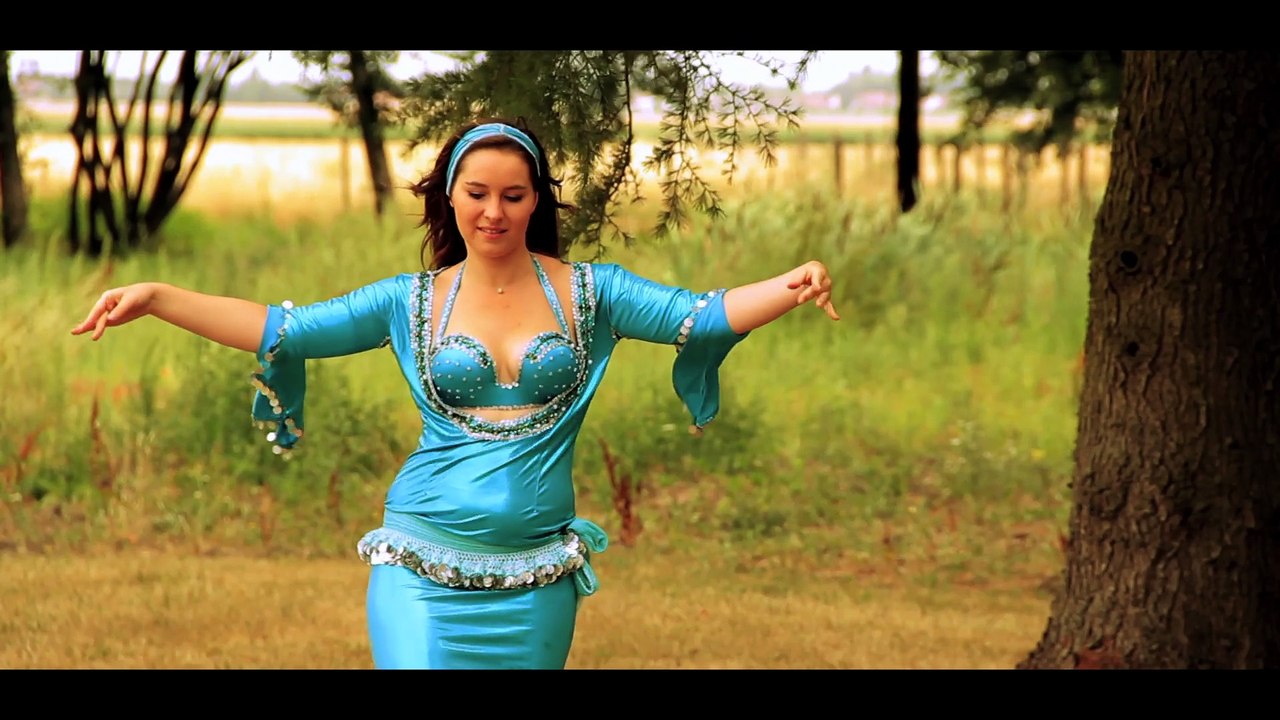 Je suis UNE DANSE (bellydance)