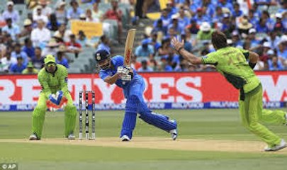 Best Catch Ever In Pakistan Cricket History against India