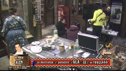 Farma 6/Aca uci Tamaru da svira klavijaturu