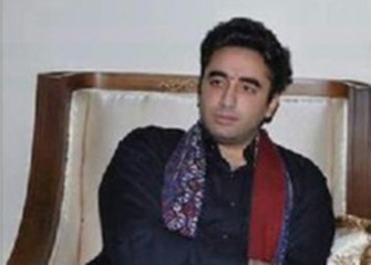 BILAWAL BHUTTO ZARDARI CAST FIRST VOTE IN LOCLA BODIES ELECTION 2015