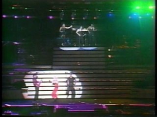 Madonna - Holiday - '87 Who's That Girl Tour in Japan