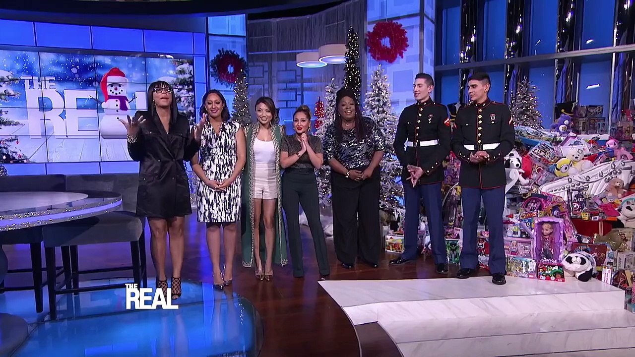 Web Exclusive: Toni Braxton & Brother Michael Perform - Dailymotion Video