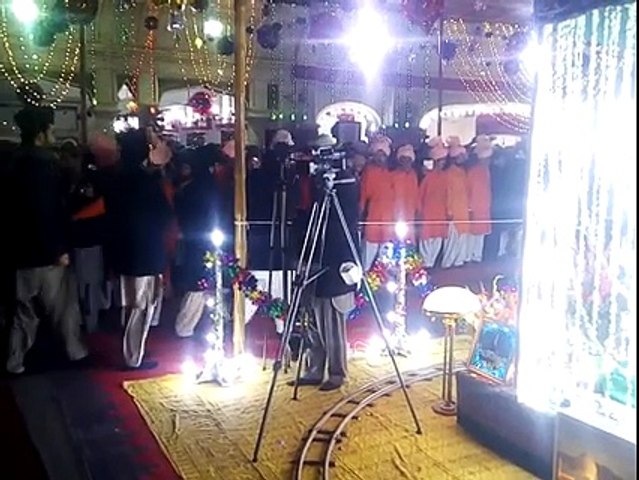 آج میرے گھر ساجن آۓ - محفل میلاد گولڑہ شریف