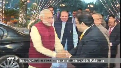 India's Modi makes surprise historic visit to Pakistan