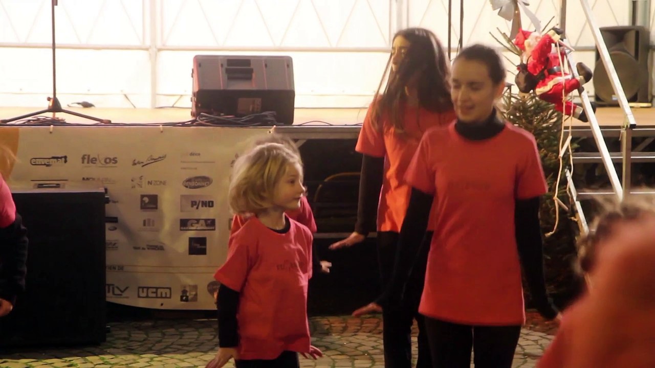 Floragym Noel 2015 Verviers: Maya (Psychomot/LD3)