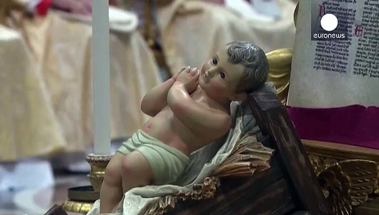 Christmette im petersdom: kapitalismuskritik und ein weihnachtsbaum aus bayern