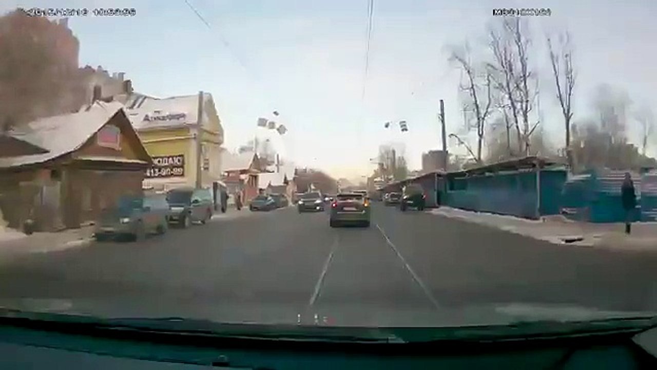 Смотреть всем! Машина сбежала от хозяйки