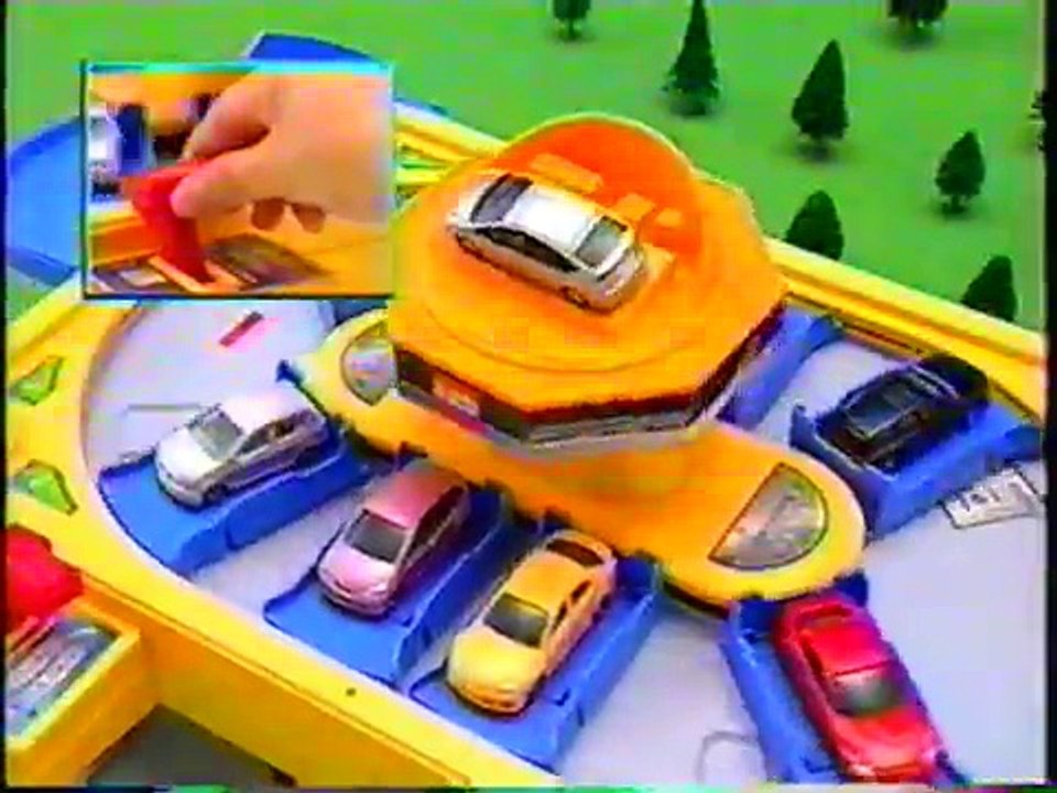 2005年ＣＭ　メディアファクトリー　トミカ　トミー　ニンテンドーＤＳ