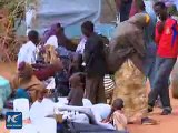 China donates tents to somali refugees in Kenya 2015