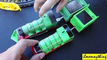 Unboxing the Newly Re-designed Trackmaster HENRY - Thomas & Friends