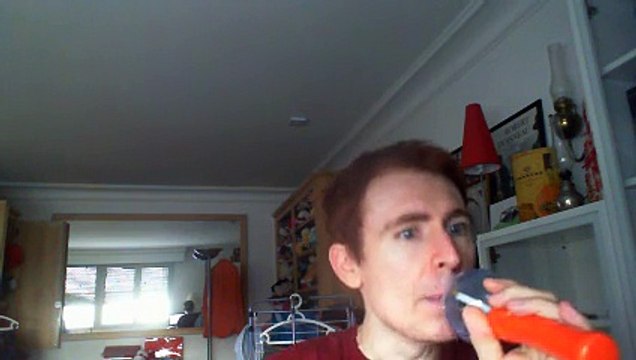 Wiwi égratigne les portes claquent de la Grande Sophie