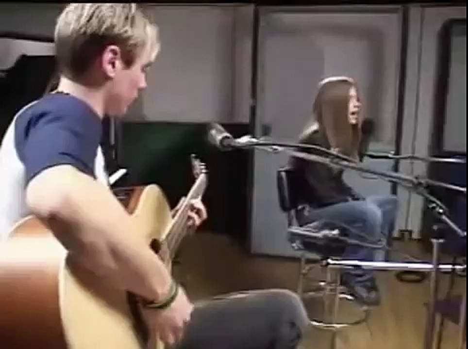 Avril Lavigne - AOL Sessions 08/04/2002 - Full Live