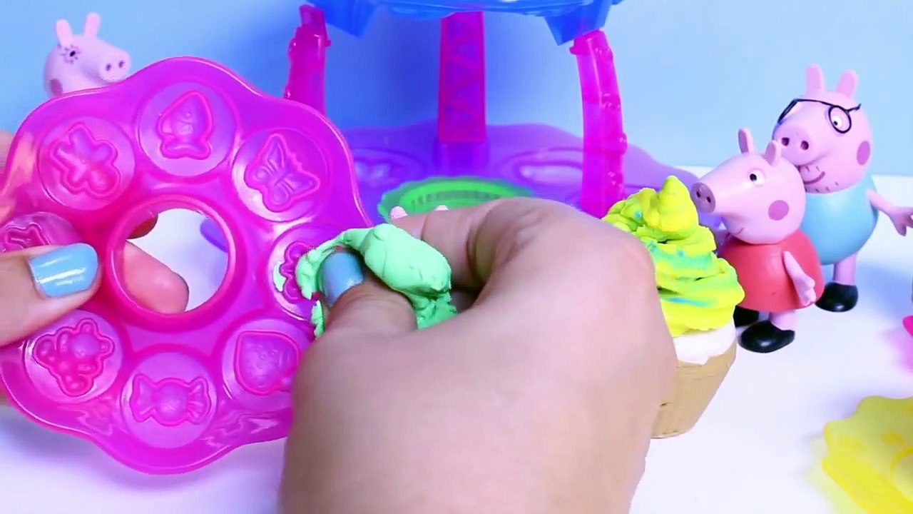 Play Doh Peppa Pig Cupcake Tower Play Dough DIY Make Cupcakes with Peppa Toys