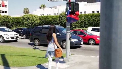 Örümcek Adam Olup Kızları Öpmek - Hayrettin