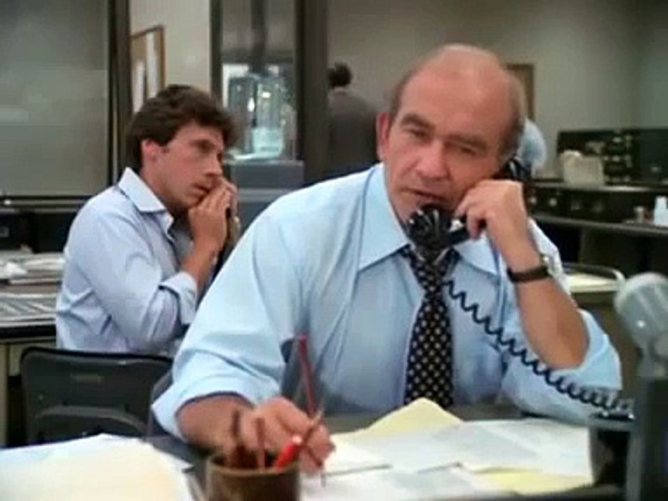 Lou Grant S01E01 Cophouse