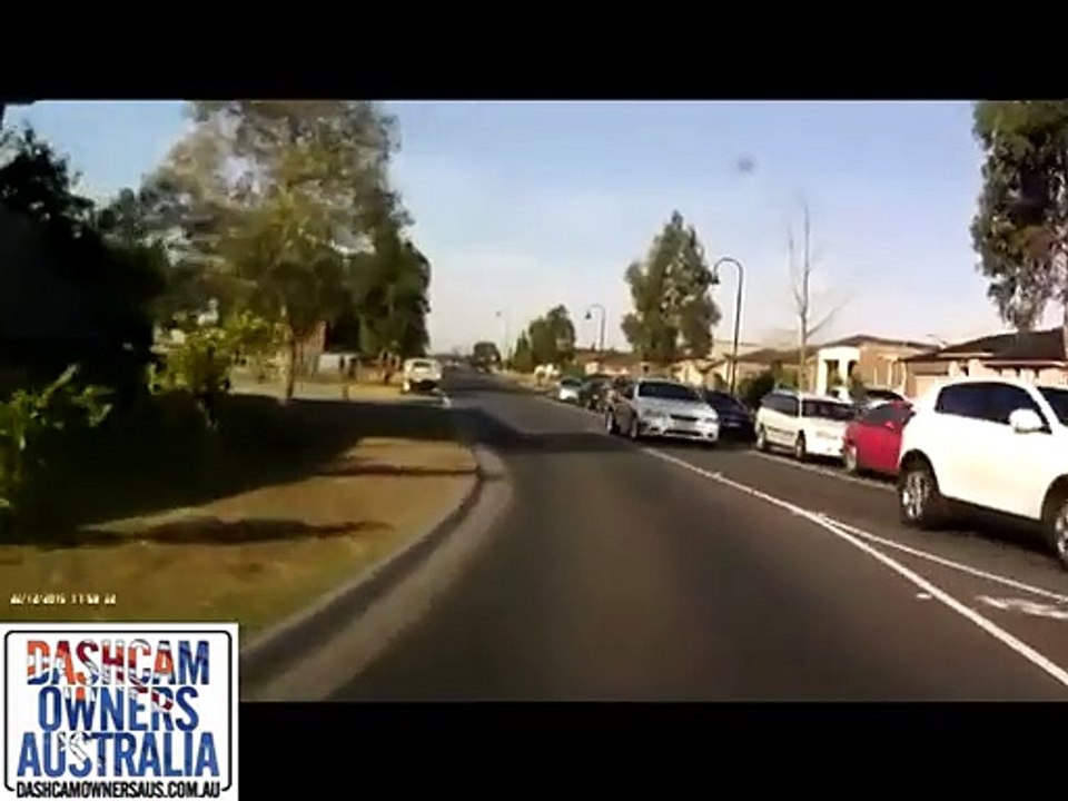 Un automobiliste percute un enfant qui traverse... L'enfant chanceux n'a rien