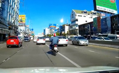 Düşen Meteor Araç Kamerasına Takıldı