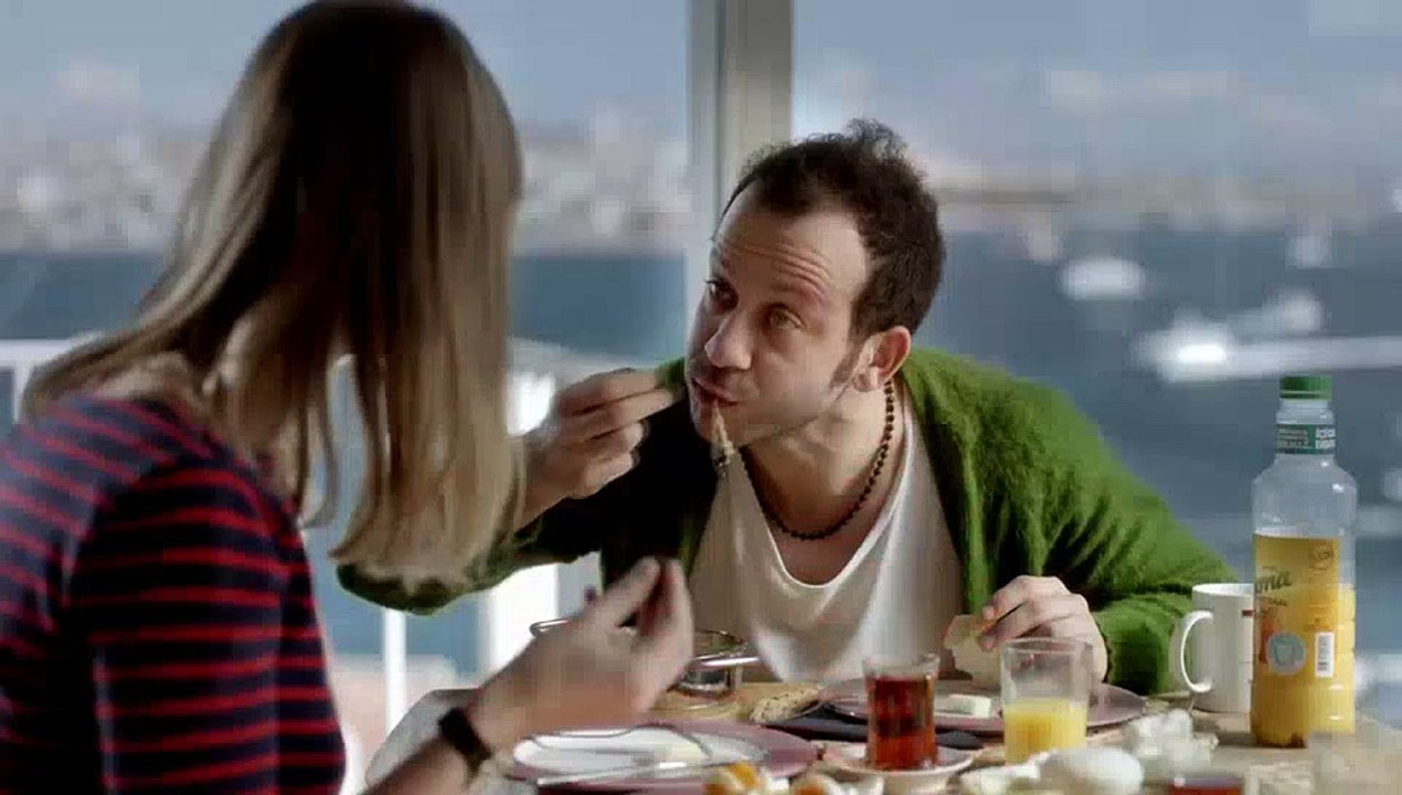 Dünyanın En Güzel Kokusu - Dünyanın En Güzel Gülüşü \ Fragman