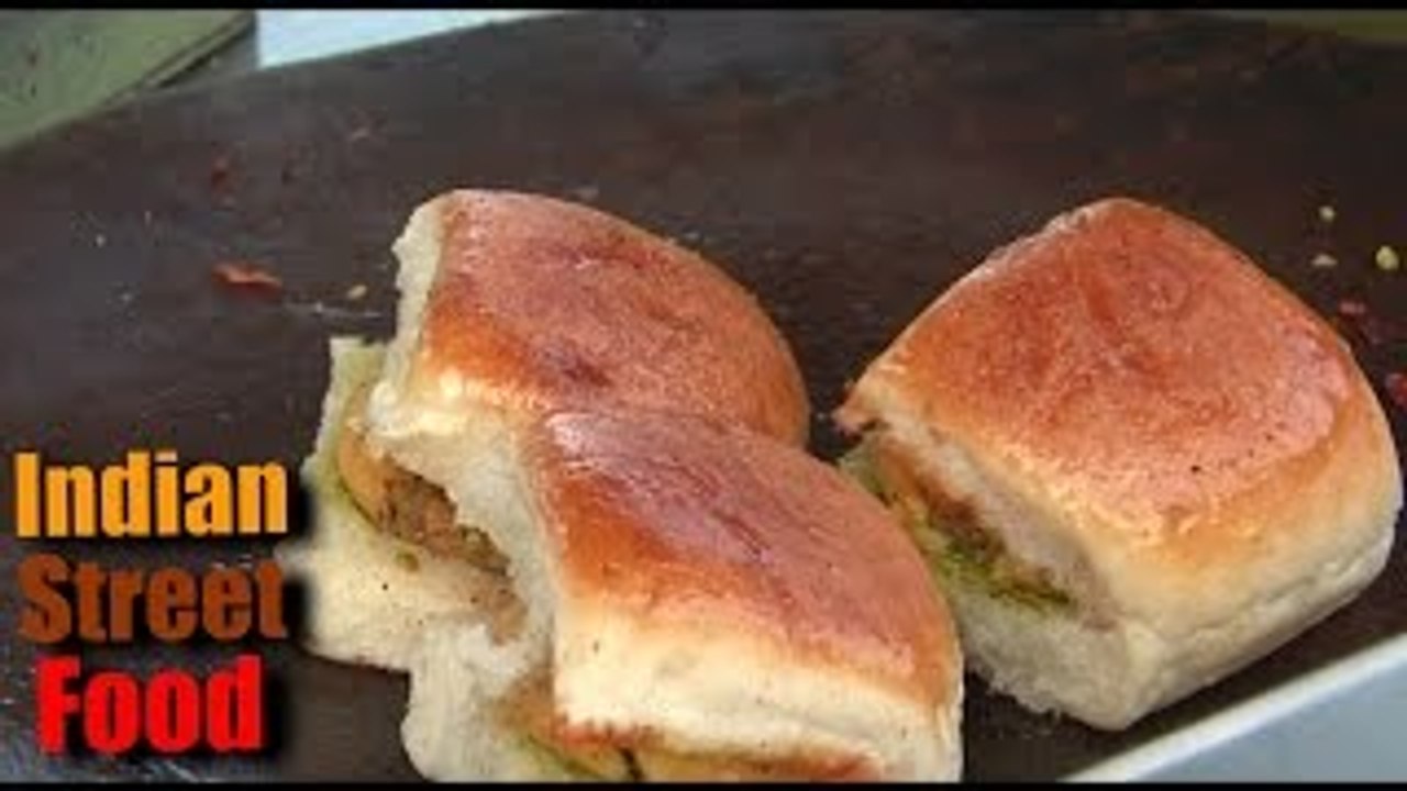 indian street food breakfast - pav vada & bhajiya - indian street food mumbai