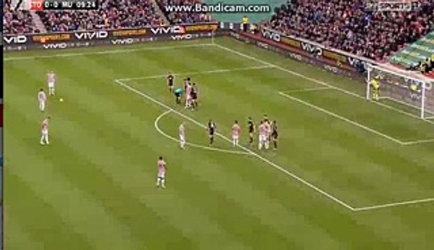 Marko Arnautovic Super Free Kick Chance Stoke City 0-0 Manchester United 26-12-2015