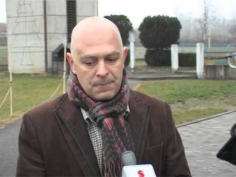 Lajme - Ardian Gjini dhe delegacioni i AAK në meshën në Kishën e Bishtazhinit